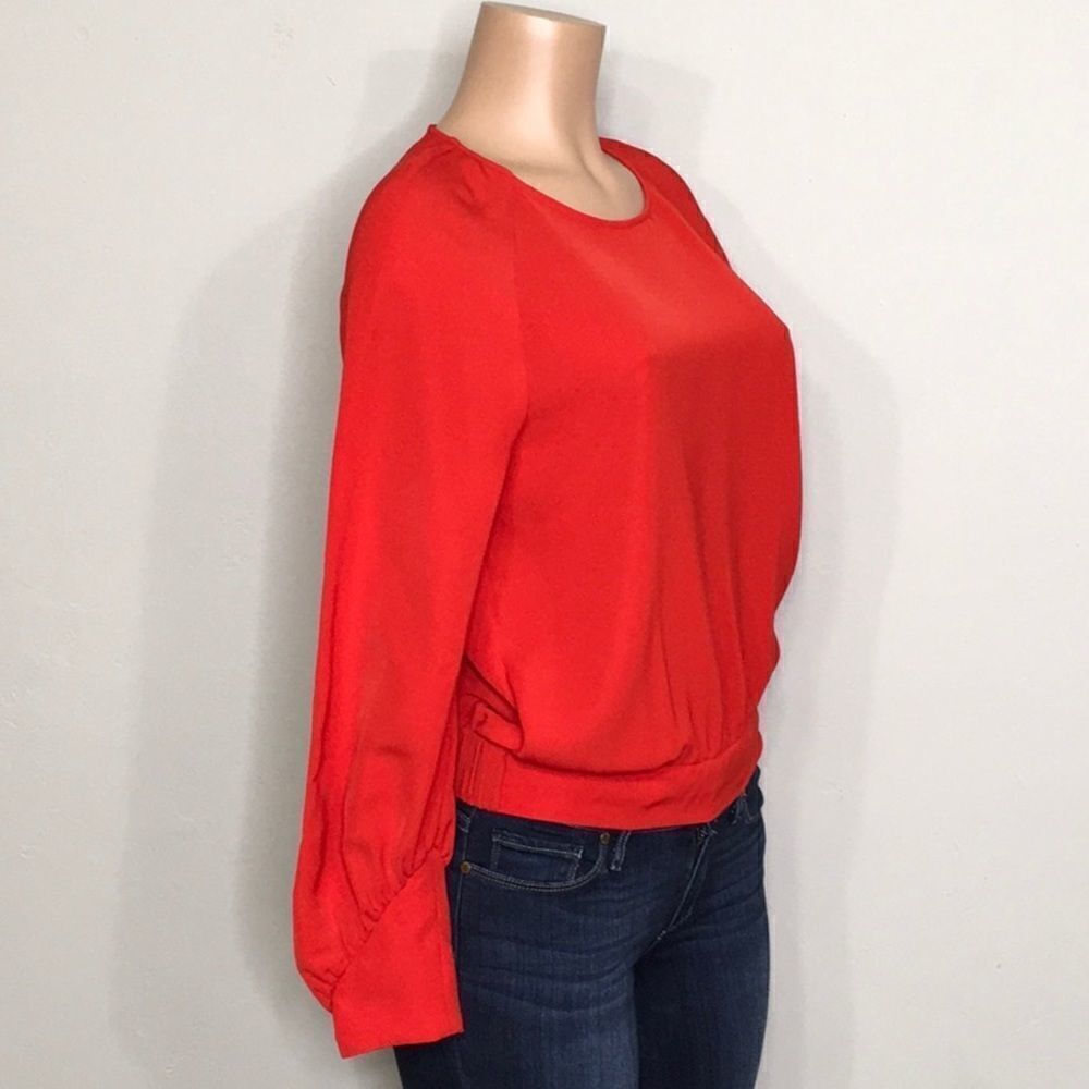 Red stretch blouse. New - Picture 4 of 10
